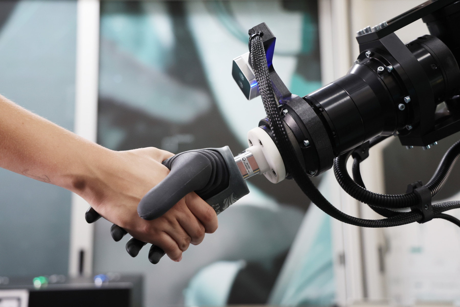 OhioStateERIK's tweet card. When it comes to navigating their surroundings, machines have a natural disadvantage compared to humans. To help hone the visual perception abilities they need to understand the world, researchers...