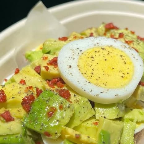 Robeks's tweet card. Robeks - Fresh Juice, Smoothies, Toasts & Bowls (@robeks) • Instagram photo