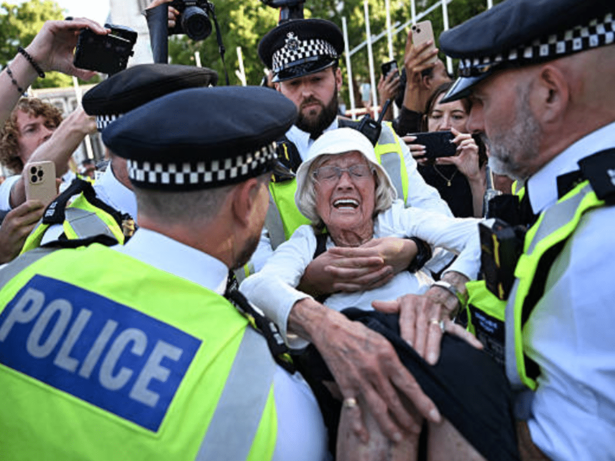 RedRosa91940184's tweet card. Kamran Ahmed, on hunger strike because of the government's obstruction of stopping Israel's genocide, suffers in prison