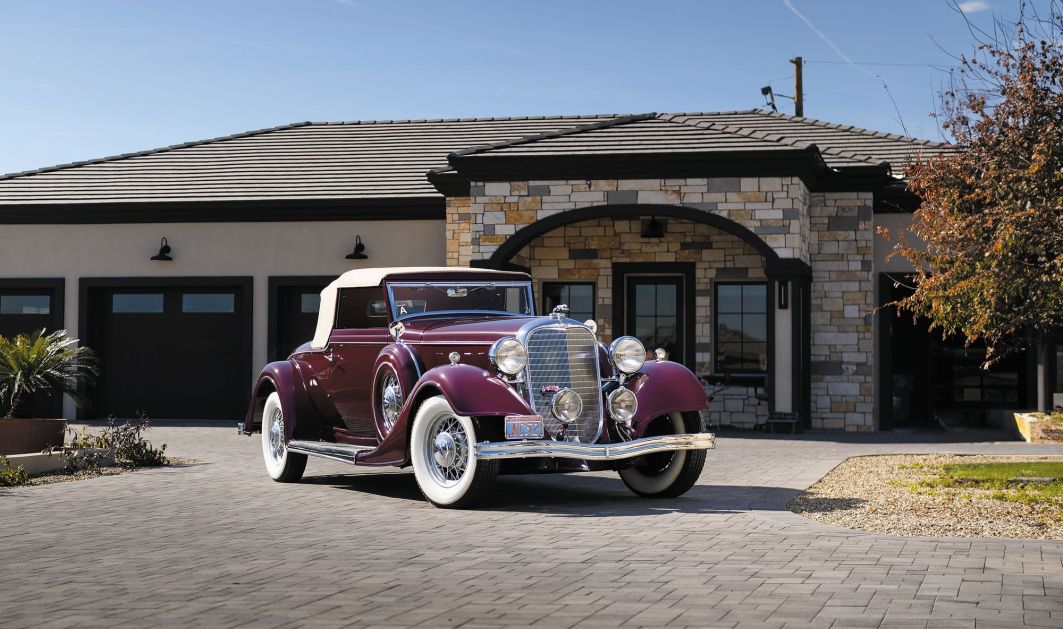 jsltaz's tweet card. This concours-winning classic 1934 Lincoln KB embodies a remarkable story of automobile restoration and family dedication.