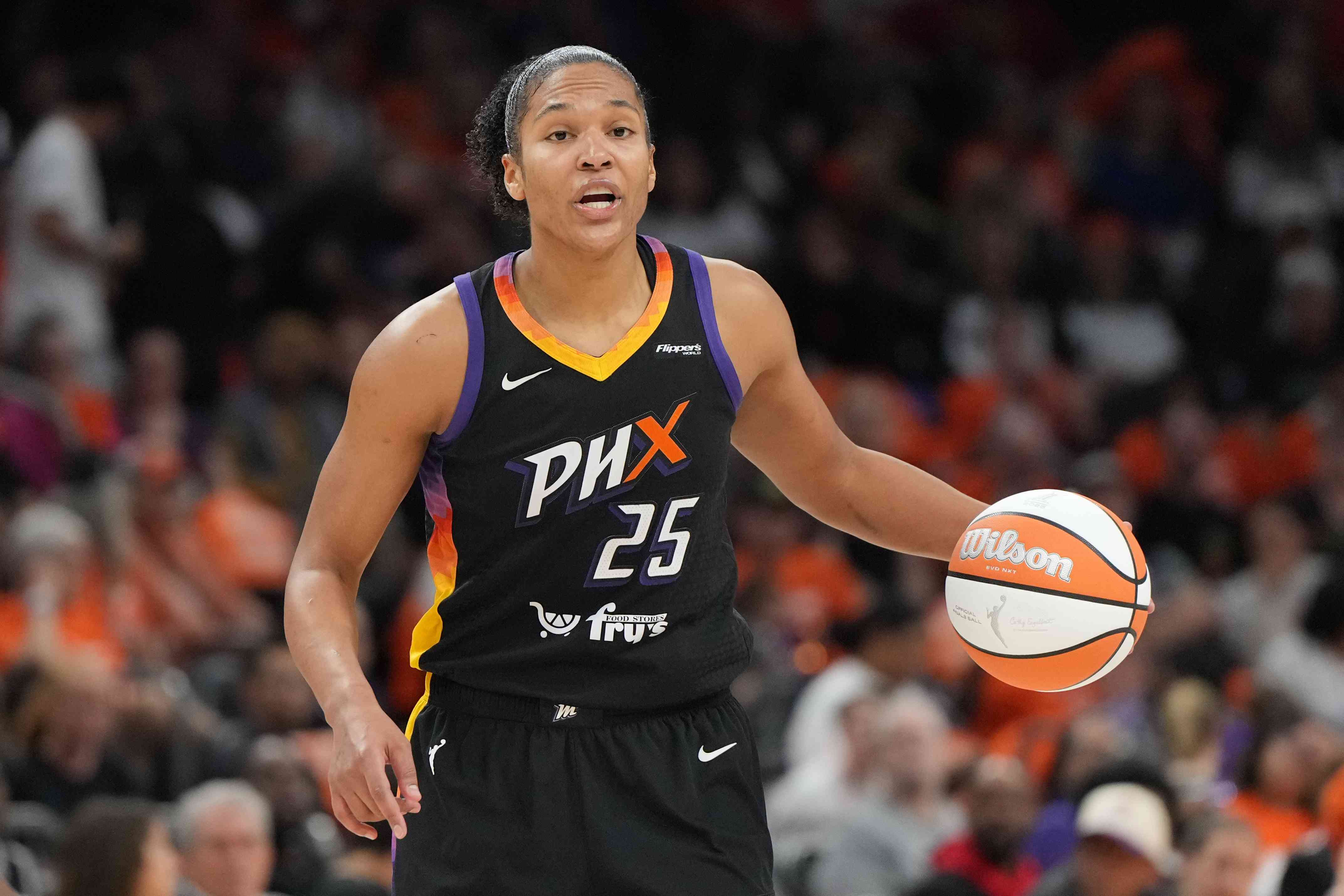 SPOORTS360's tweet card. Alyssa Thomas, la star incontestée de la WNBA et finaliste MVP, fait un pas audacieux en rejoignant la nouvelle ligue Project B, qui promet de révolutionner