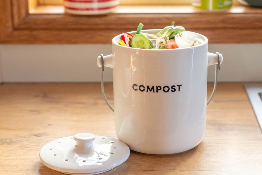 RealtorAmyMN's tweet card. Composting can help cut down on greenhouse gas and make your garden flourish, and it doesn’t have to stink! Here are some options on how to make composting easy and part of your routine.