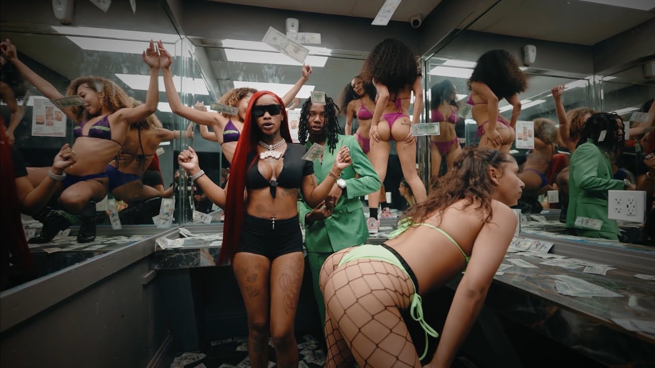 qcm_p's tweet card. E.K.E. - 304 Feat. Sexyy Red (Official Music Video)