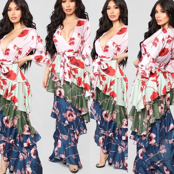 arrayoffaces's tweet card. Fashion Nova Women's White & Red Printed 3/4 Sleeve Maxi Dress Size Small Condition: New Size: Small Brand: Fashion Nova Color: White & Red Size Type: Regular Style: Maxi Type: Dress Sleeve Length:...