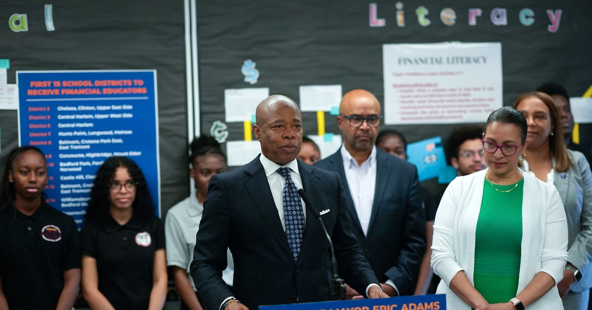 ChalkbeatNY's tweet card. 15 NYC public schools will soon be home to on-campus banking services through new pilot program