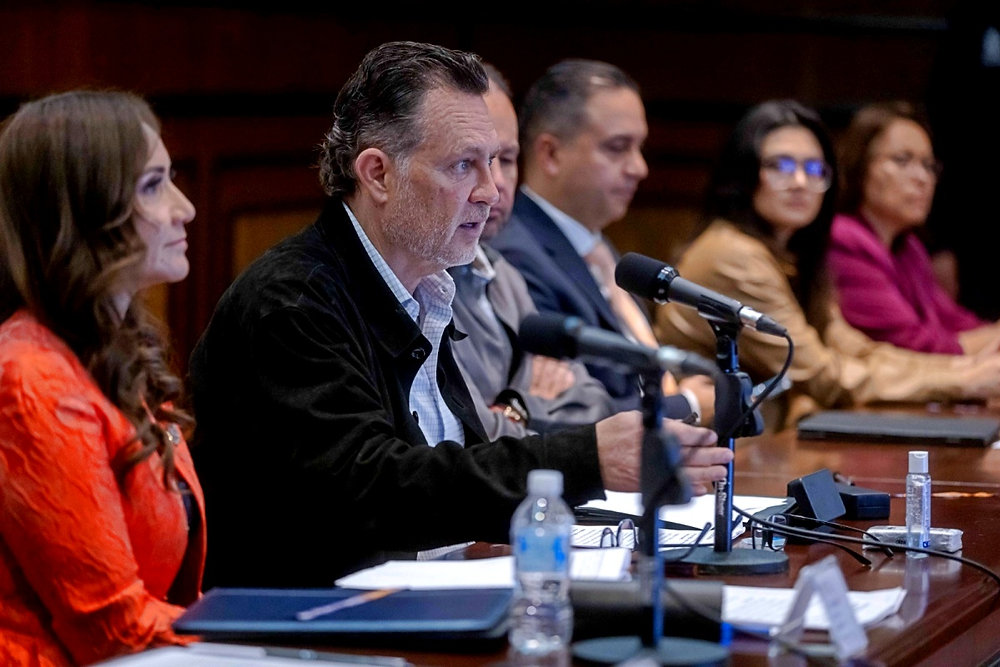 paleman_am's tweet card. #Enterate #protegerlavida #ErradicarlaViolencia.Querétaro. 26/11/2025. - En Querétaro ninguna mujer está sola y se trabaja bajo una ruta diseñada para proteger su vida y su dignidad, mediante una...