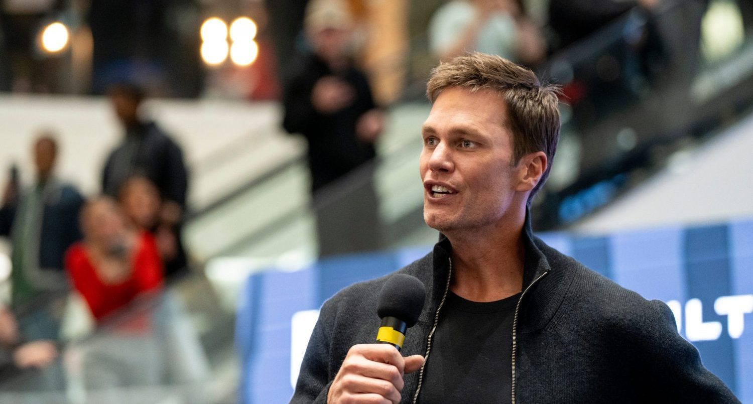 awfulannouncing's tweet card. Scottie Scheffler recently admitted family is his priority, even more than golf, and Tom Brady wants to know why?