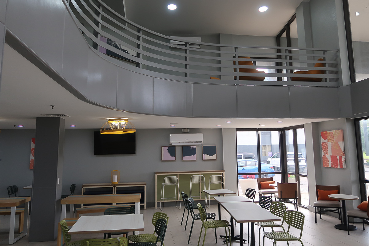 flyctory's tweet card. The Spark by Hilton Lexington Hamburg is located very conveniently close to the Interstate. I had one night in June 2025.