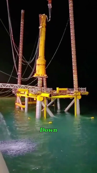 kauphotohawaii's tweet card. This Is What Keeps an Offshore Platform From Getting Flipped....