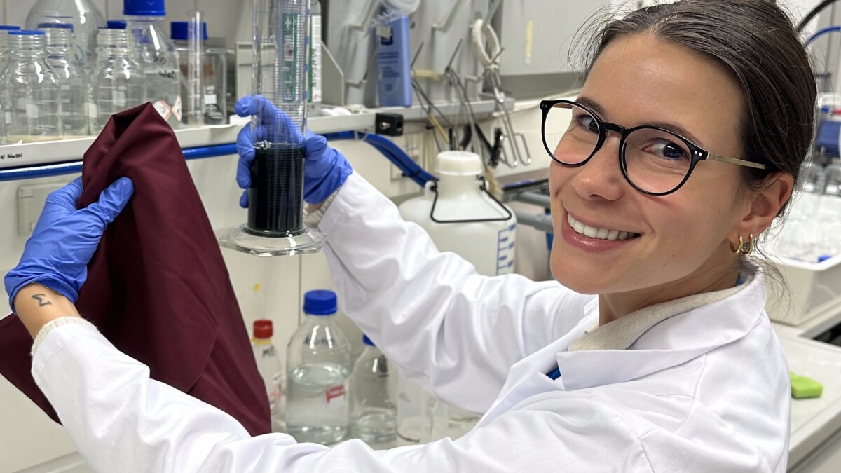 VTBCasts's tweet card. What we think of as polyester fabric is most often actually a blend of polyester and cotton, which has proven very difficult to recycle. A new solvent, however, breaks the blend down into its two...