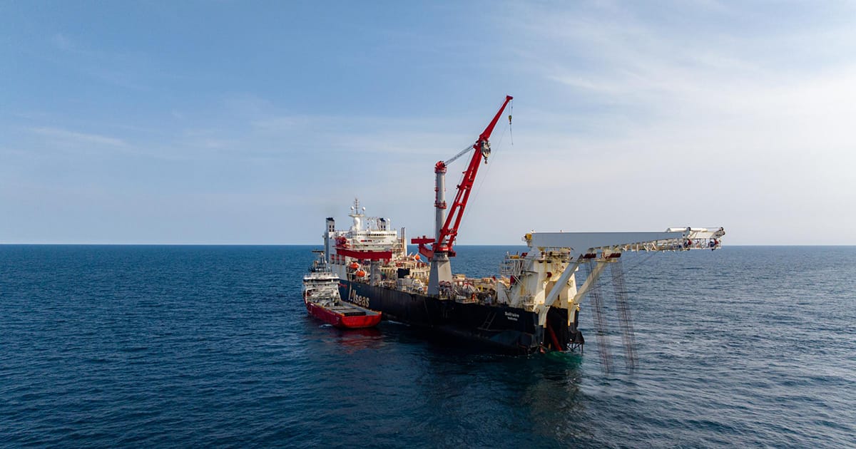 OffshoreSource's tweet card. Allseas will deliver major new deepwater crude oil and natural gas export systems for Enbridge Offshore Facilities, LLC in the central Gulf of America.