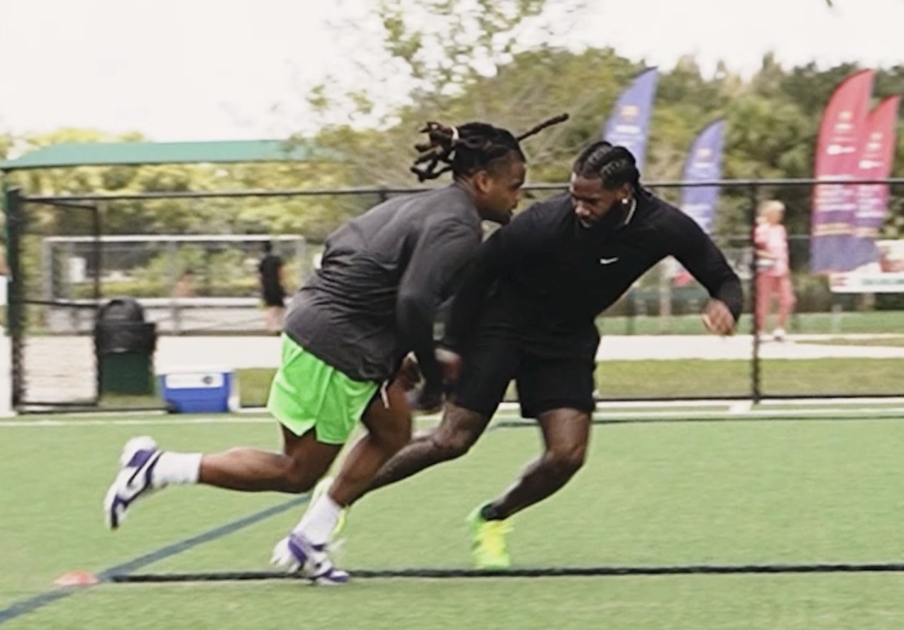 dbtips101's tweet card. As defensive backs, you will quite often find yourself in a crossover run (also known as side run) as you are covering a wide receiver. Whether you are exiting the line of scrimmage in press or