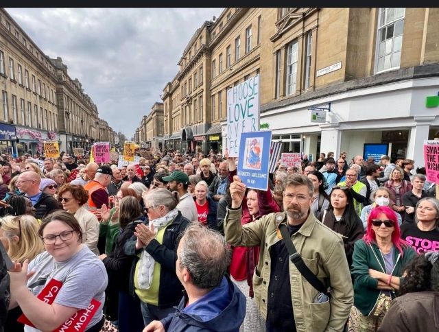 AnarComNet's tweet card. Report from Newcastle upon Tyne and Hull, 27th Oct A mass of flag waving was threatened to descend upon the people of Newcastle last Saturday, as thousands upon thousands were promised to be led / …