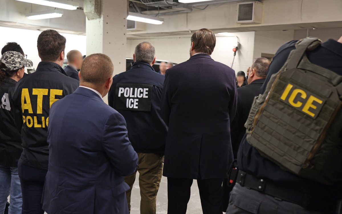 matthimon's tweet card. The database allows filtering according to hundreds of different categories, including visa status, “unique physical characteristics (e.g. scars, marks, tattoos),” “criminal affiliation,” license...