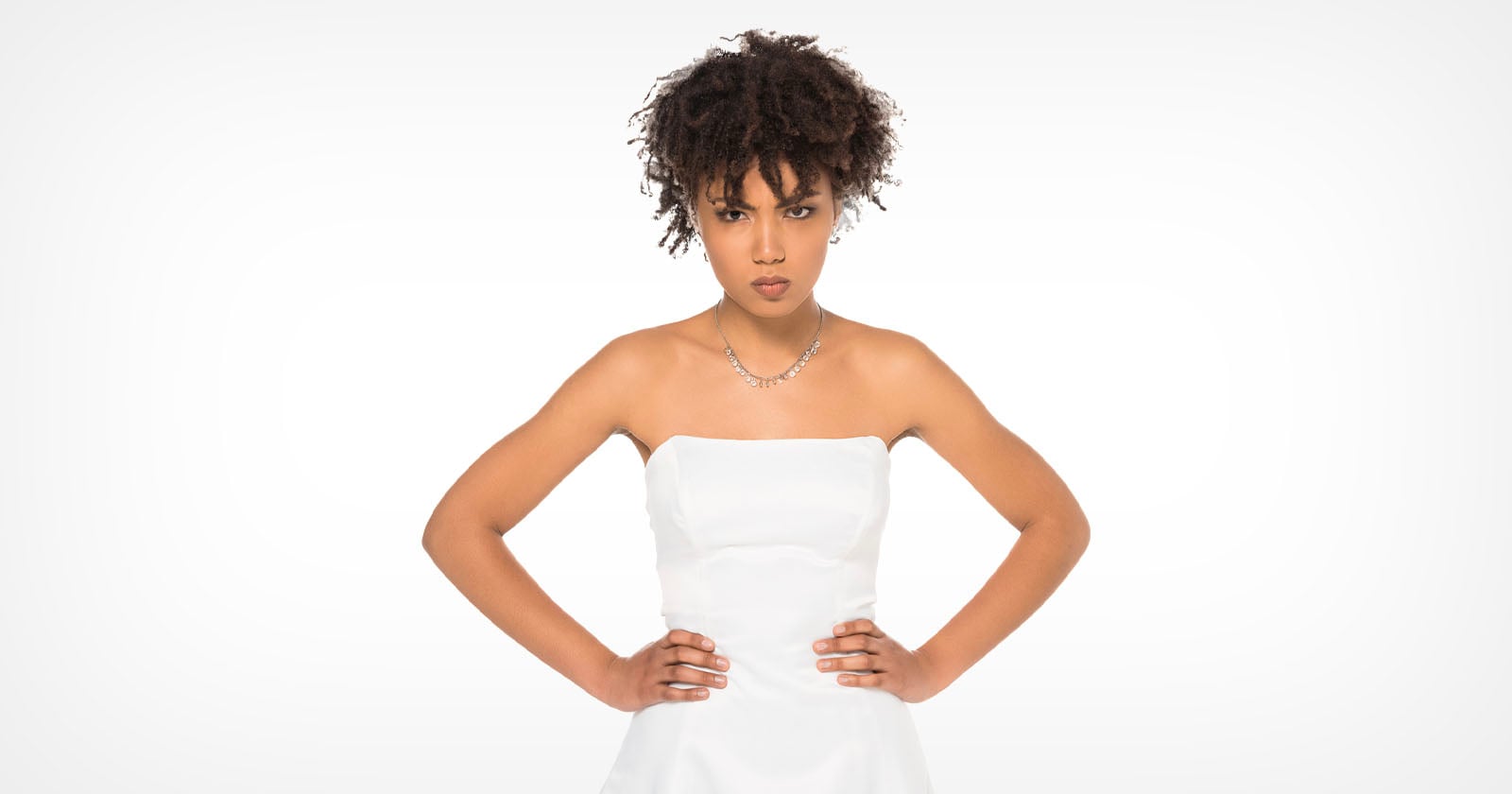 hackographycom's tweet card. Who's in the wrong here?