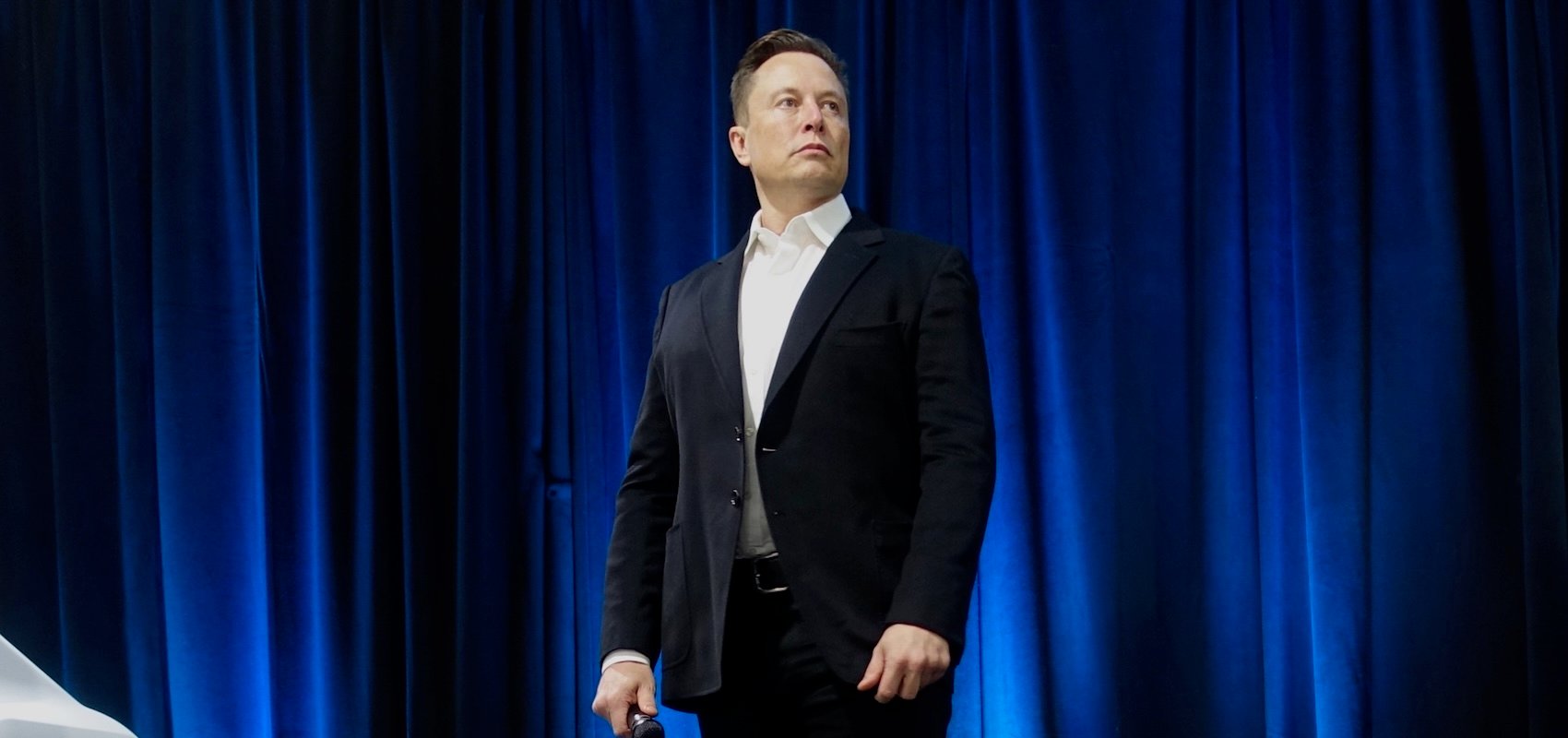 firstthingsmag's tweet card. In this episode, Matthew Schmitz joins Rusty Reno on The Editor’s Desk to talk about his recent piece, “Elon’s Family Values” from the April 2025 issue of the magazine. The...