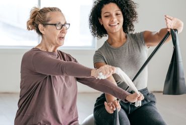 TheBioMechanics's tweet card. Corrective exercise helps people suffering from osteoarthritis by targeting musculoskeletal imbalances and improving mobility of key joints.