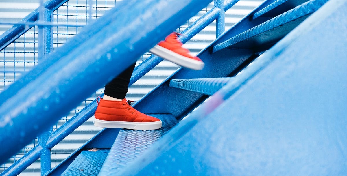 MathieuMonereau's tweet card. Comment faire pour qu’ils cliquent sur ce call-to-action jaune que vous avez ajouté à droite de ce visuel ? Pour qu’ils laissent leur…