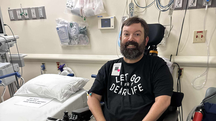 KellyWray19's tweet card. My name is Kelly Wray, and I'm reaching out with a heavy heart but uns… Kelly Wray needs your support for A Father's Fight to save his ALS son's independence