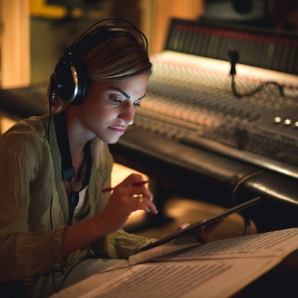 Tweet card summary image