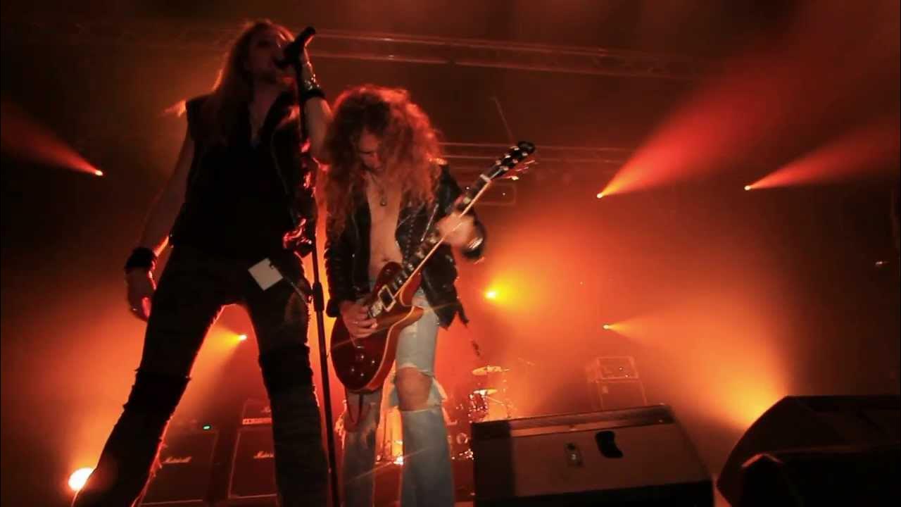 _socialworx's tweet card. King Lizard - Highlights from Verbier Bike Fest (Switzerland)