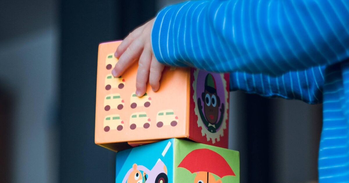 LauraHarmon01's tweet card. The issue was raised at a meeting of Cork City Council. 