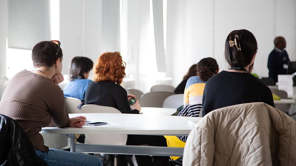 LinaDencik's tweet card. Granular Biopolitics: Facial Recognition and Automated Governance (Professor Mark Andrejevic)