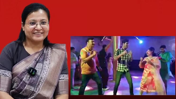 KannadaPrabha's tweet card. ಮಧ್ಯಪ್ರದೇಶ ಸಾರ್ವಜನಿಕ ಸೇವಾ ಆಯೋಗದ ಮಹಿಳಾ ಅಧಿಕಾರಿಯ ನೃತ್ಯ ವಿಡಿಯೋ ವೈರಲ್ ಆಗುತ್ತಿದೆ. ಯಾವುದೇ ಕಾರ್ಯಕ್ರಮದಲ್ಲಿ ನೃತ್ಯ ಮಾಡುವುದು ಅಥವಾ ಅದರ ವೀಡಿಯೊವನ್ನು ಚಿತ್ರೀಕರಿಸುವುದು ದೊಡ್ಡ ವಿಷ