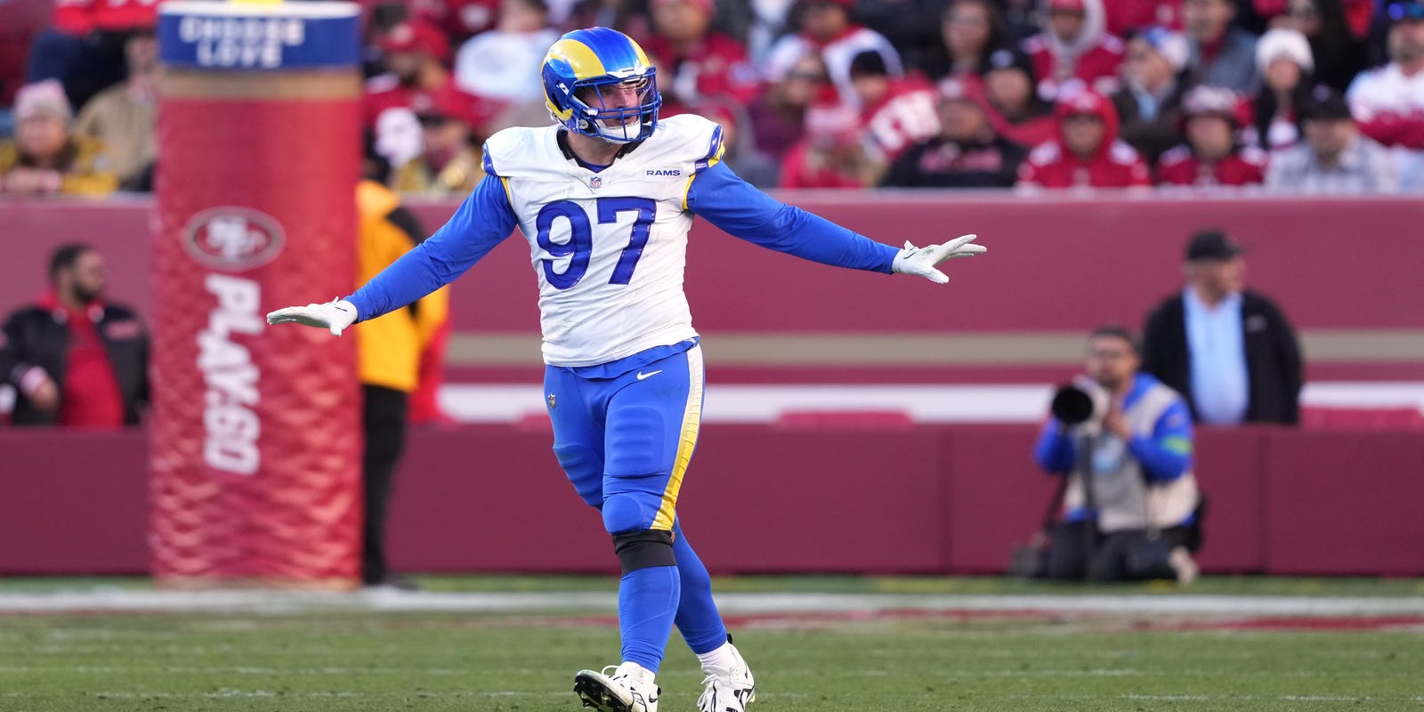 donsoracleai's tweet card. Michael Hoecht made the transition from defensive tackle to edge rusher in 2022, helping provide some depth at outside linebacker for the Rams. Since making that switch midway through the season,...