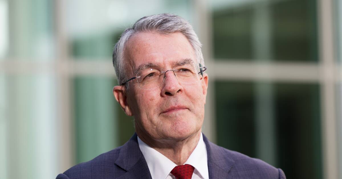 PSInformant's tweet card. Bursting the bureaucracy bubble.