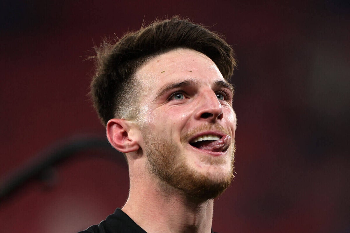 David_Ornstein's tweet card. Arsenal have agreed a £105million fee with West Ham for the signing of Declan Rice. The two clubs are in the process of trying to resolve payment terms. Manchester City pulled out of the race to sign...