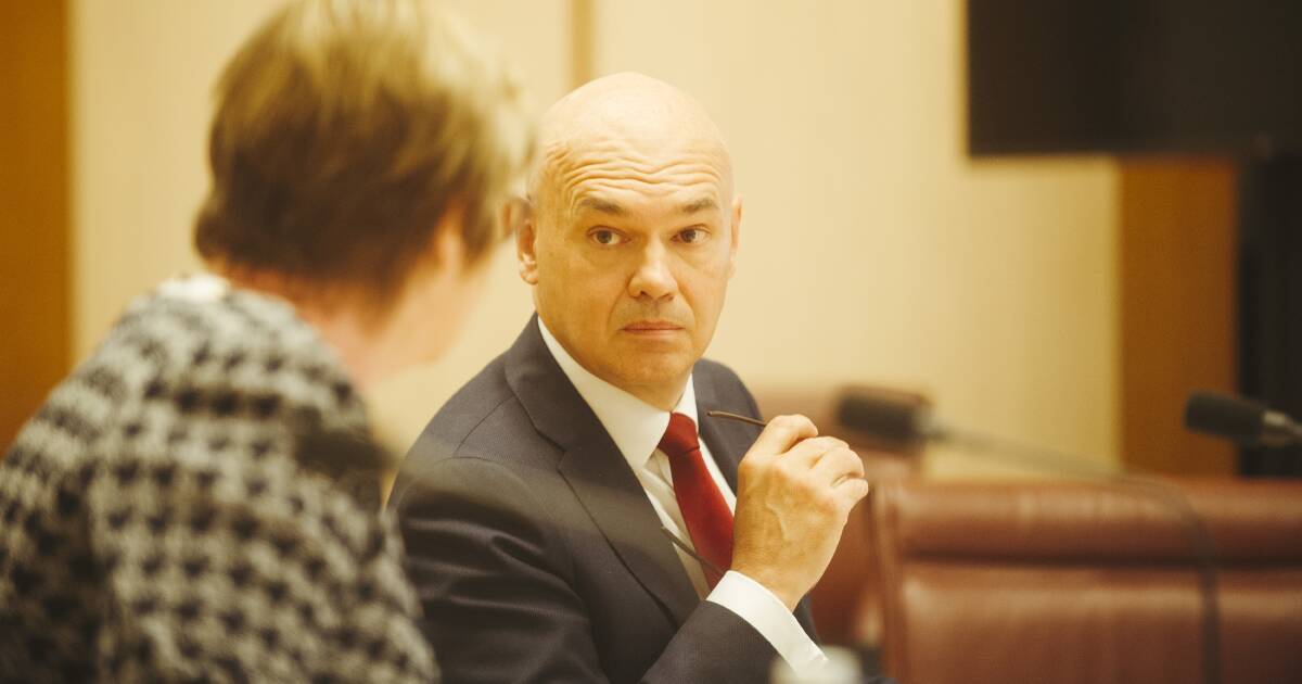 PSInformant's tweet card. Bursting the bureaucracy bubble.