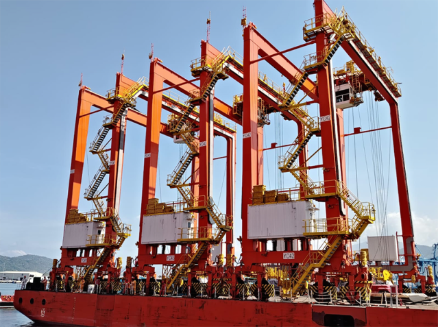 NacionTransporT's tweet card. Llegan grúas híbridas RTG como parte de la Fase 3B El pasado 20 de octubre arribaron a la terminal de Contecon Manzanillo nuevos equipos portuarios que se integran a las adquisiciones realizadas du…