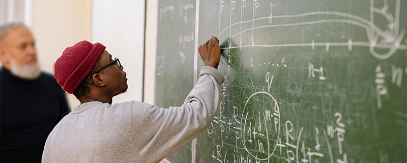 TirotG's tweet card. Learning walks are a powerful opportunity for learning, giving insight into student learning and engagement, instructional strategies and more.