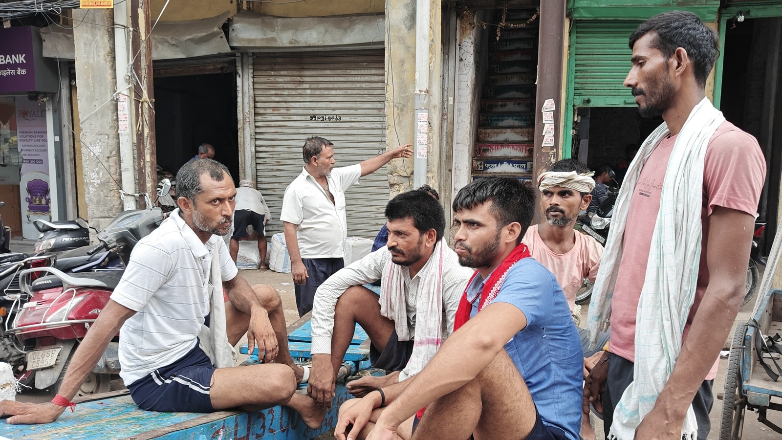 asad1_rehman's tweet card. Delhi is among top destinations for migrants from the state. Most only have a faint idea about the EC roll revision drive – or how to go about enrolling for it, here or back home