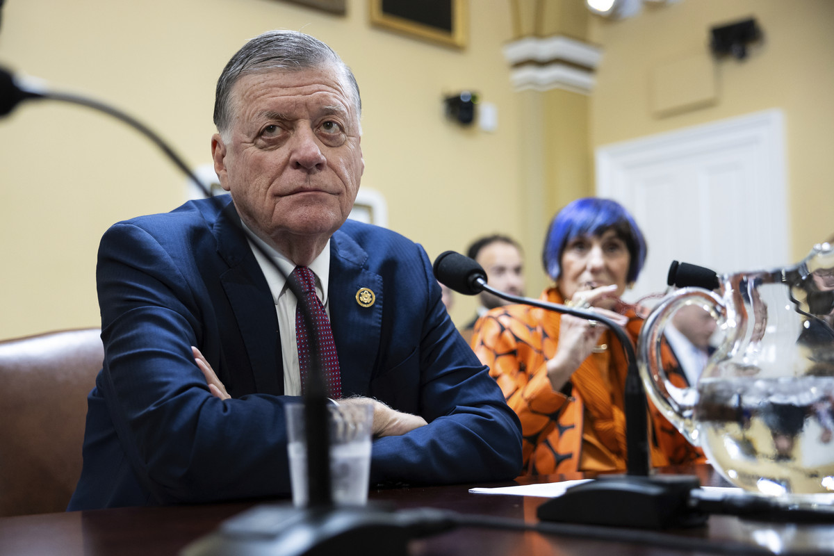 loyaltypurge's tweet card. Ahead of the March 14 government shutdown deadline, top lawmakers say there's one huge dispute between them and a deal: curbing the president's ability to withhold federal money.