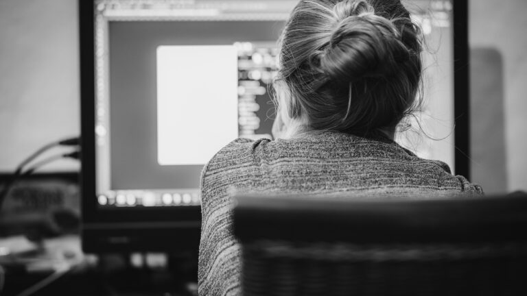 fluxtrend1's tweet card. Printers have become indispensable tools in both homes and offices, bridging the gap between the digital and physical worlds. From printing essential documents and vibrant photos to creating market...