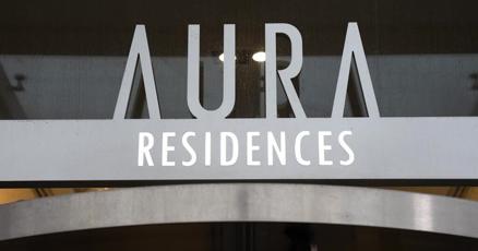 ianjamesyoung70's tweet card. The professional photographs posted on a property tour website last year show Moffy Yu's condo in downtown Toronto, a light-filled two-bedroom home with floor-to-ceiling windows framing sweeping...