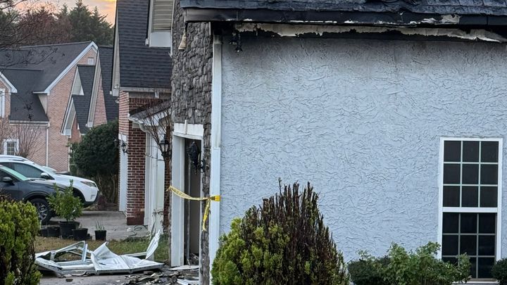 Dangg_Chris's tweet card. Hello, my name is Christopher Truong. I currently live with my mother and fathe… Chris Truong needs your support for Support Chris’ Family After House Fire