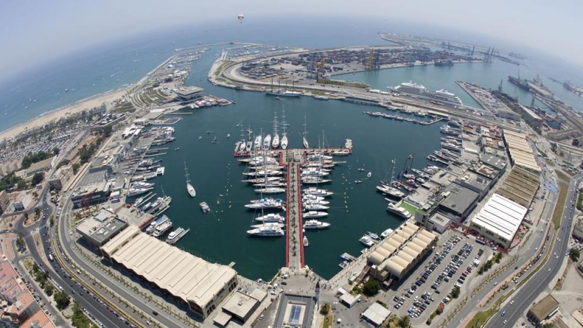 VLCTechCity's tweet card. El ecosistema emprendedor valenciano hace las maletas a final de mes para desembarcar en Barcelona, como ya hizo el junio pasado con motivo del 4YFN, el evento