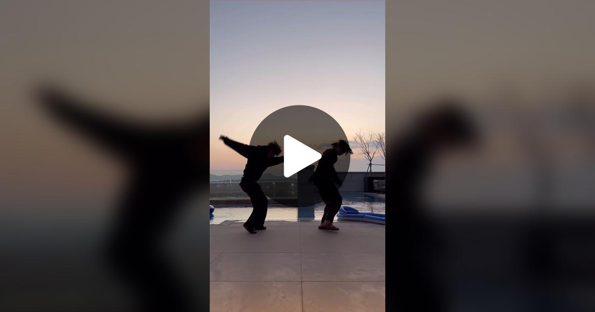 thv_1230_kmth's tweet card. 「いいね」が10.6M件、コメントが205.9K件。「달방 챌린지가 그렇게 재밌다며🙃?!」