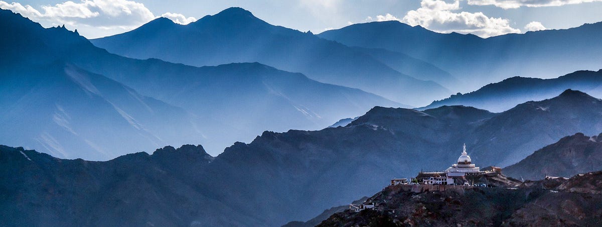 clutch_ai's tweet card. “Artificial Intelligence”: this term has become so popular/hyped/*add an adjective of your choice* in this decade, that we’re talking about…