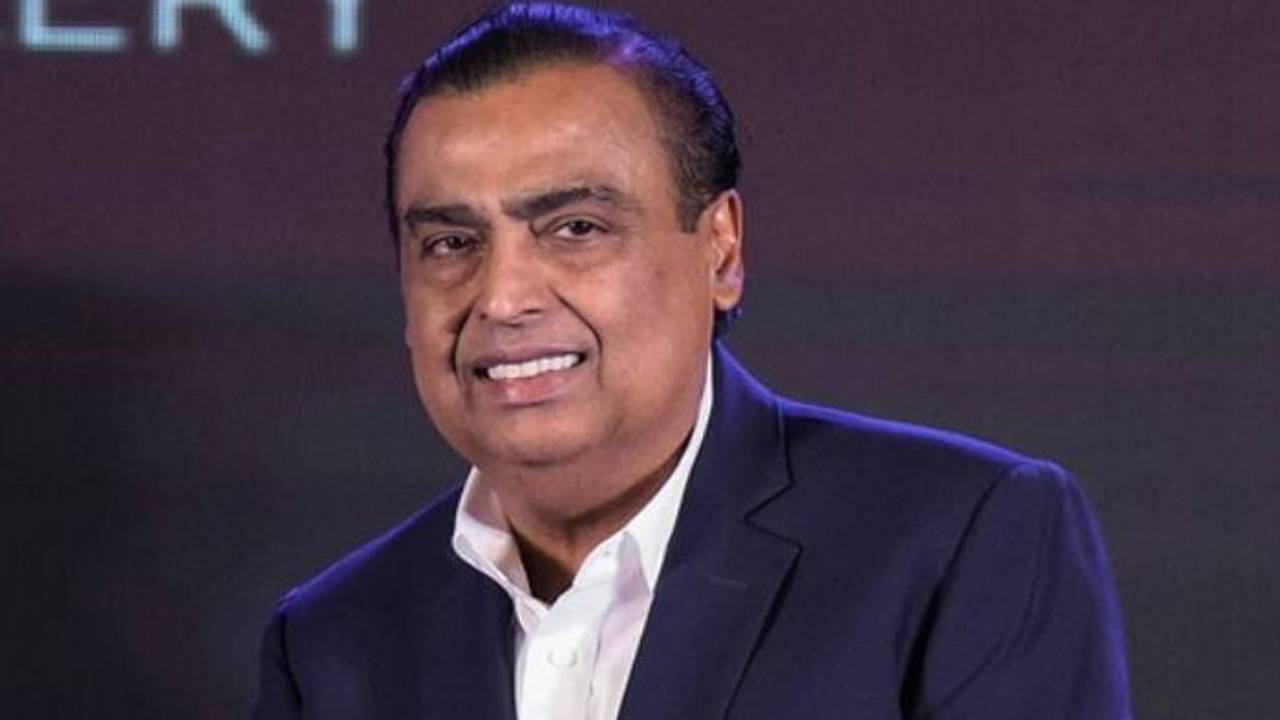 AsianetNewsSN's tweet card. ಮುಕೇಶ್ ಅಂಬಾನಿ ಒಡೆತನದ ರಿಲಯನ್ಸ್ ಇಂಡಸ್ಟ್ರೀಸ್, ಅಮೆರಿಕದ ಹೀಲಿಯಂ ಕಂಪನಿ ವೇವ್‌ಟೆಕ್‌ನಲ್ಲಿ 1.2 ಕೋಟಿ ಡಾಲರ್ ಹೂಡಿಕೆ ಮಾಡಿದೆ. ಈ ಹೂಡಿಕೆ ರಿಲಯನ್ಸ್‌ನ ಕಡಿಮೆ ಇಂಗಾಲದ ಪರಿಹಾರ ವಿಸ್ತರಣಾ ಯೋಜನೆಯ ಭಾಗವಾಗಿದೆ.