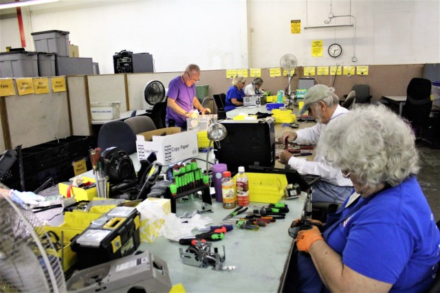 ComputerCorpsNV's tweet card. Photo by özgür özkan on Pexels.com Earn a computer for volunteering Carson City’s Computer Corps Technology Learning Center is hosting opportunity workshops for volunteers at their location at 4630…