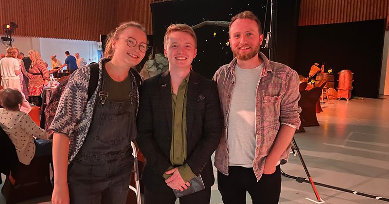 Tweet card summary image