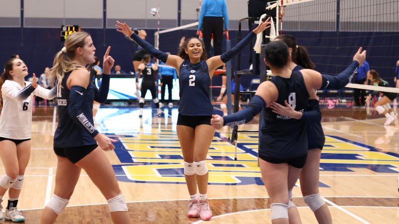 MacombMonarchs's tweet card. GRAND RAPIDS, Mich. – Great Lakes District B Tournament play opening in sweeping fashion for Macomb Volleyball on Wednesday (Nov. 5) as the Monarchs defeated Terra State Community College in straight...