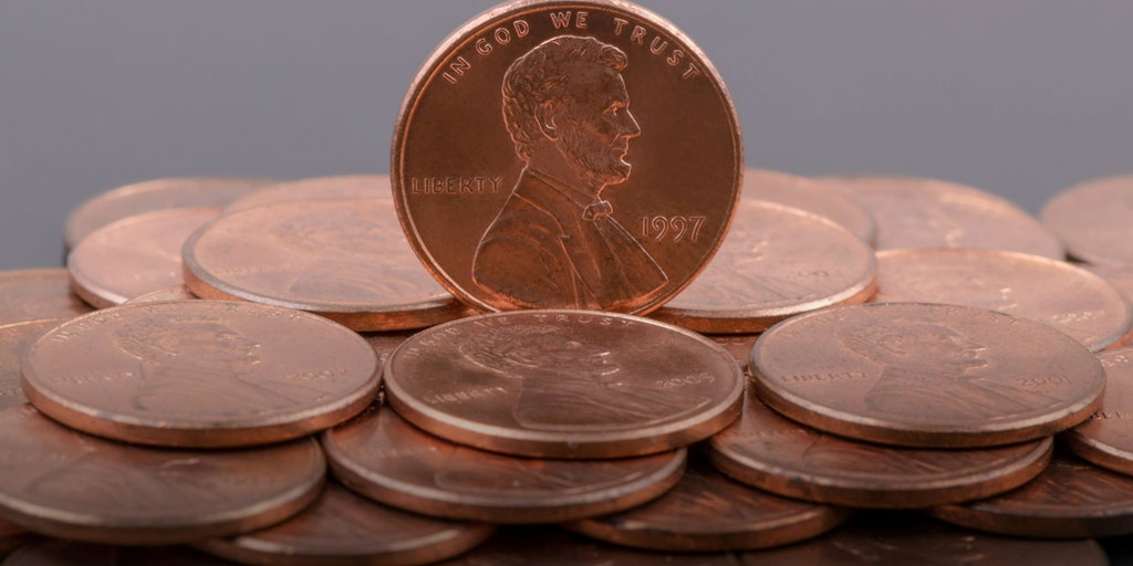 suzost's tweet card. A historic end to U.S. penny production as Treasury Secretary Scott Bessent strikes the final coin Wednesday. Rising costs make each penny cost about 4 cents to produce.
