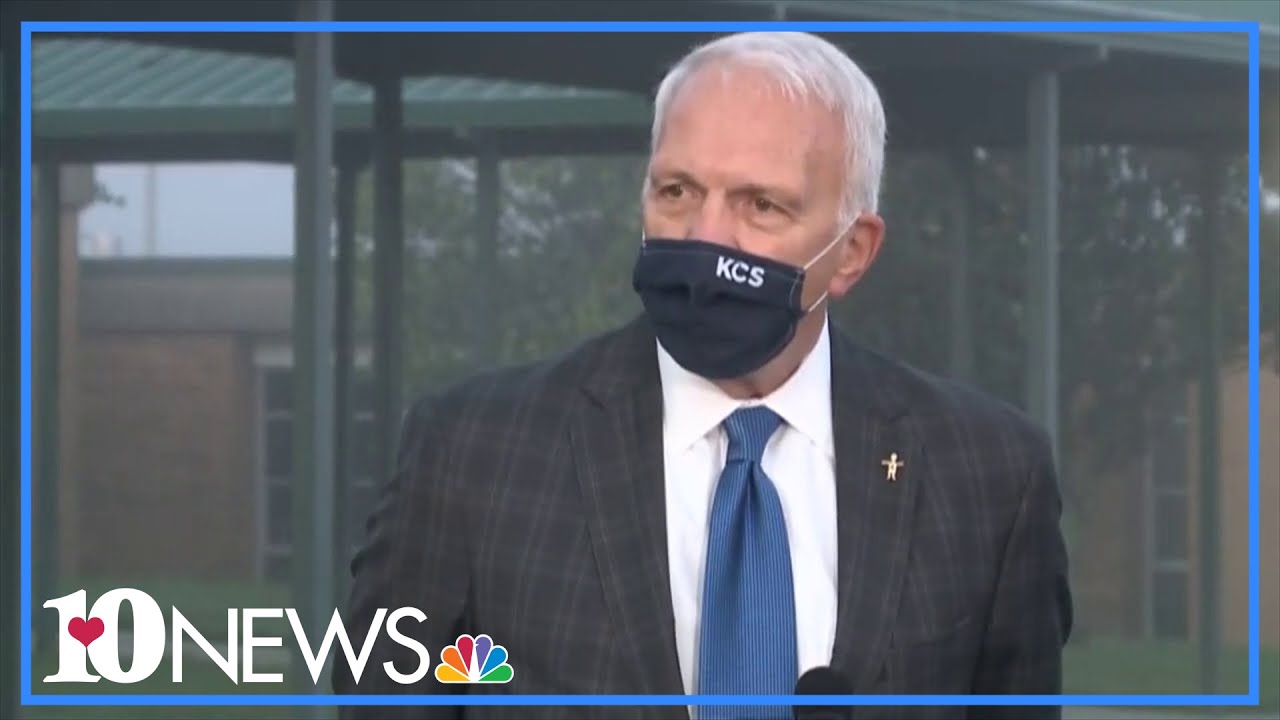 wbir's tweet card. KCS Superintendent Bob Thomas talks back to school