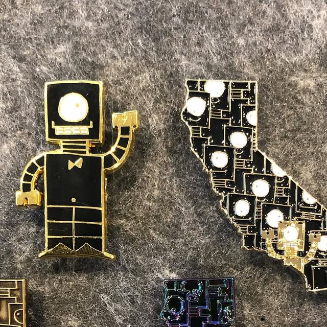 ary_studio's tweet card. Andrew Ruano (@arystudio) • Instagram photo