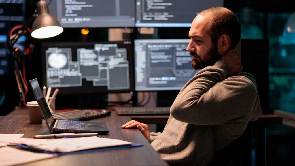 COMPUTERWOCHE's tweet card. Anwendungen zu programmieren, kann ein steiniger Weg sein. Diese Tipps helfen, den Prozess so reibungslos wie möglich zu gestalten.